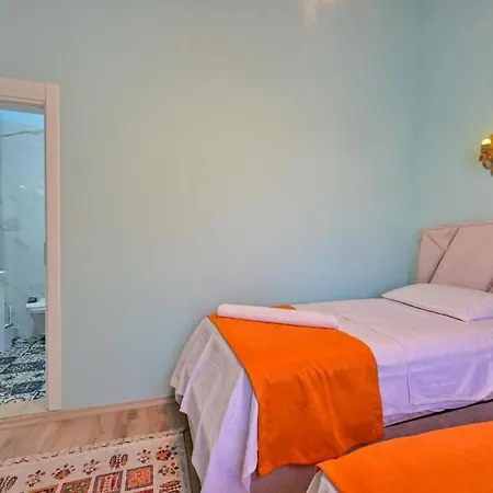 Ozbi 2-villa With Ootdoor Heated Pool For 4 People In