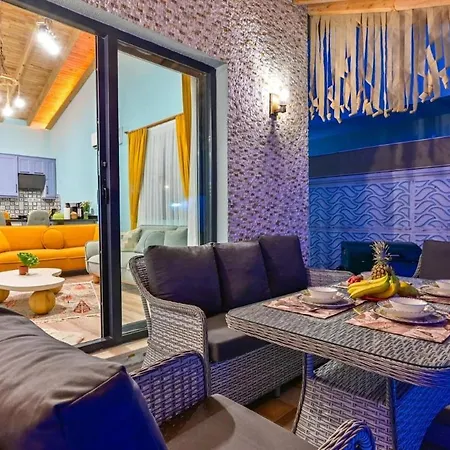 Ozbi 2-villa With Ootdoor Heated Pool For 4 People In فيلة *