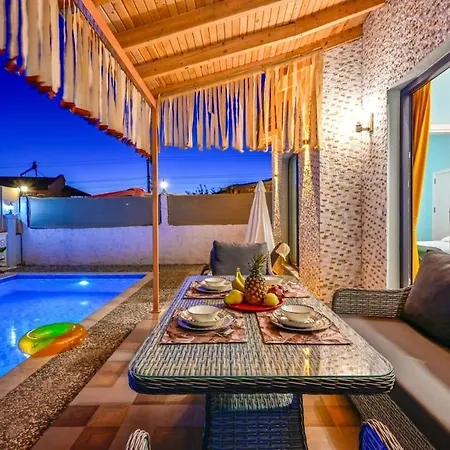 Villa Ozbi 2-villa With Ootdoor Heated Pool For 4 People In Fethiye