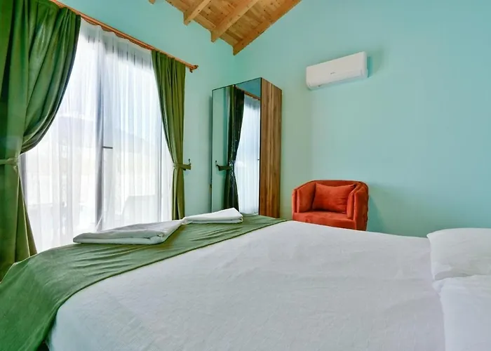 Villa Ozbi 2-villa With Ootdoor Heated Pool For 4 People In