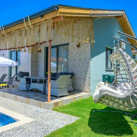 Ozbi 2-villa With Ootdoor Heated Pool For 4 People In Villa